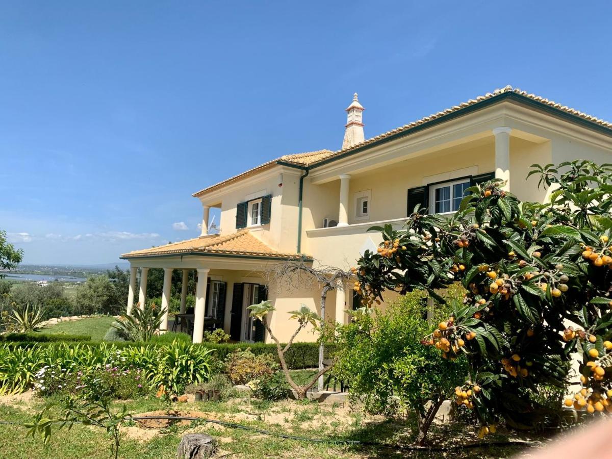 Villa Tranberg Suites Ferreiras Exterior foto