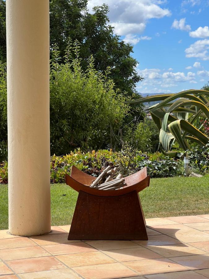 Villa Tranberg Suites Ferreiras Exterior foto